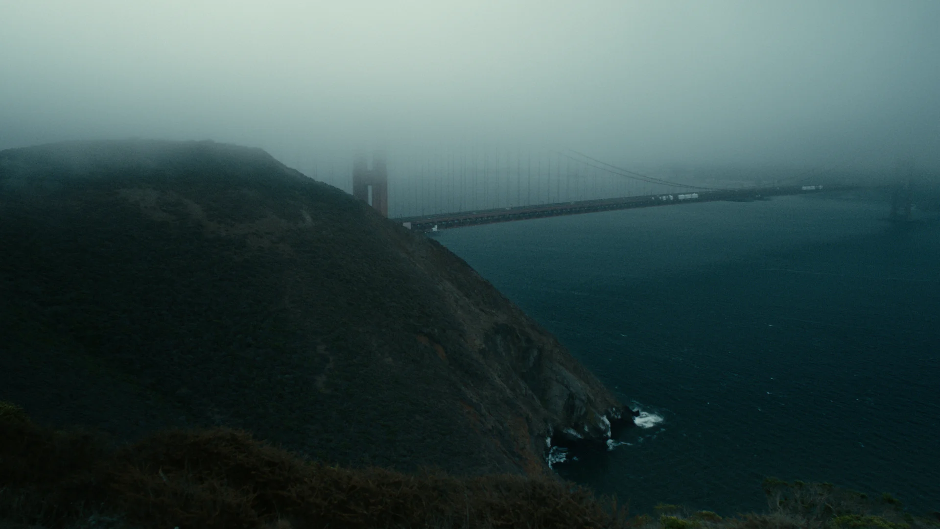 MAKING 12 MINUTES - FEATURETTE — still 2