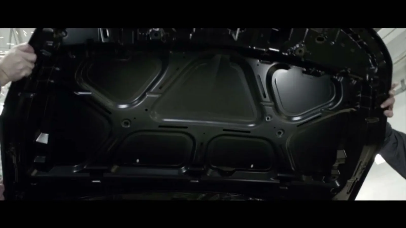 GENERAL MOTORS BRAND ANTHEM — frame 4